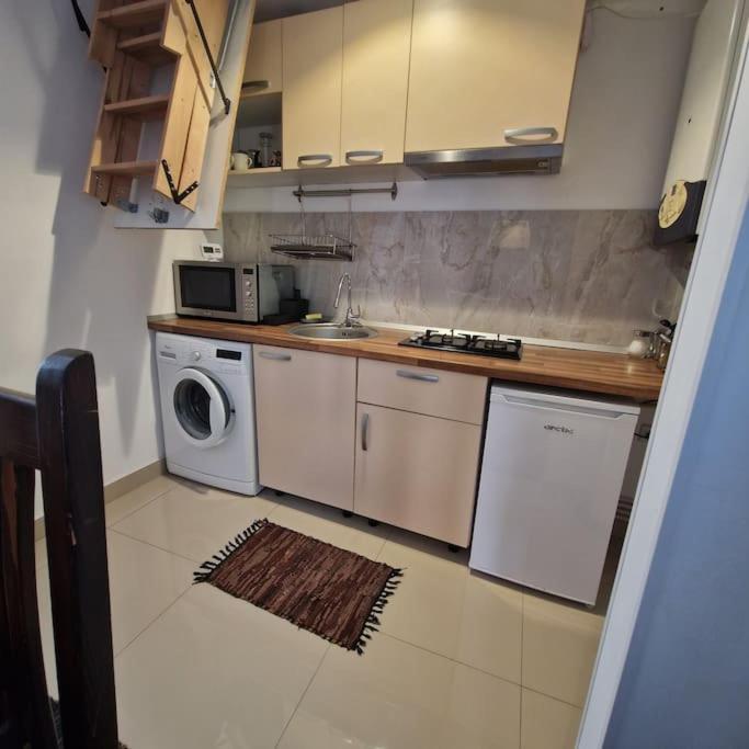 Apartament In Zona Catedralei Mitropolitane Iasi Luaran gambar