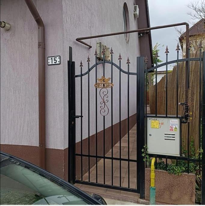 Apartament In Zona Catedralei Mitropolitane Iasi Luaran gambar